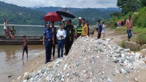 জাফলংয়ে প্রশাসনের অভিযান লুট হওয়া পাথর প্রতিস্থাপন