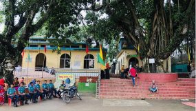 শাহপরান(রহঃ) মাজারে ওরস: শিরনি বিতরণ