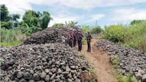 সিলেটের উৎমাছড়া থেকে প্রায় ২ লাখ ঘনফুট পাথর জব্দ