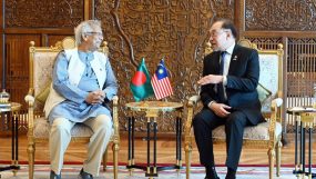 মালয়েশিয়ার প্রধানমন্ত্রীর সঙ্গে প্রধান উপদেষ্টার বৈঠক