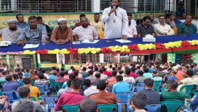 জাফলংয়ে জিরো পয়েন্টের পাথর রক্ষায় ব্যবসায়ী-শ্রমিকদের সভা