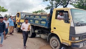 ডিসির আল্টিমেটামের পর সাদাপাথরে পাথর ফিরিয়ে দিচ্ছেন অনেকে