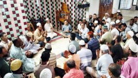 এম ইলিয়াস আলী সন্ধান কামনায় মিলাদ ও দোয়া মাহফিল অনুষ্ঠিত