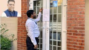 সম্পদের বিবরণ চেয়ে আনোয়ারুজ্জামান চৌধুরীর বাসায় নোটিশ ঝুলালো দুদক