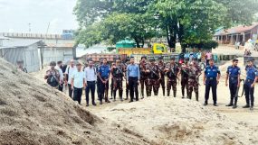 জাফলংয়ে টাস্কফোর্সের অভিযানে ৬০ হাজার ঘনফুট বালু জব্দ