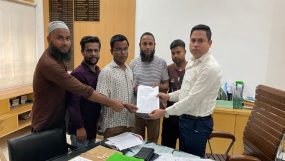 নিম্নতম মজুরির গেজেট বাস্তবায়নের দাবিতে জেলা প্রশাসক বরাবর সিলেট জেলা হোটেল শ্রমিক ইউনিয়নের স্মারকলিপি