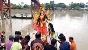সিলেটে আনুষ্ঠানিক ভাবে দেবী দুর্গাকে বিসর্জন