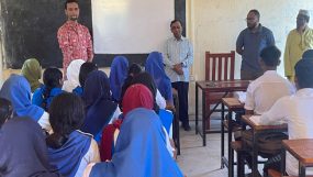 জেবিবি উচ্চ বিদ্যালয়ে বার্ষিক পরীক্ষার হল পরিদর্শনে সভাপতি