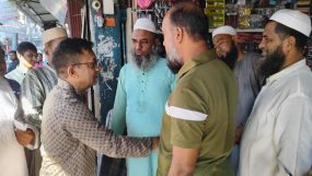 গণসংযোগ ও বিভিন্ন শ্রেণী পেশার মানুষের সাথে মতবিনিময়কালে খন্দকার মুক্তাদির