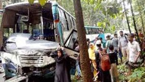 কক্সবাজারে সড়ক দুর্ঘটনায় একই পরিবারের নিহত ৫