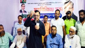 সিলেটে সংবাদপত্র হকার্স সমবায় সমিতির সাথে খন্দকার আব্দুল মুক্তাদিরের মতবিনিময়