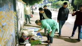 খালেদা জিয়ার সুস্থতা কামনায় সিলেটে অসহায়দের মাঝে ছাত্রদলের খাবার বিতরণ