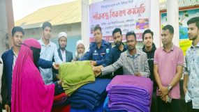 শীতার্তদের মাঝে গোয়াইনঘাট ছাত্র পরিষদের শীতবস্ত্র বিতরণ