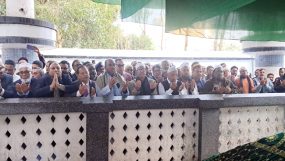 সিলেটে দুই আউলিয়ার মাজার জিয়ারত করলেন মির্জা ফখরুল