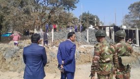 গোয়াইনঘাটে অবৈধ স্থাপনা উচ্ছেদ অভিযানে পরিচালনা করেন – এক্সিকিউটিভ ম্যাজিস্ট্রেট ওমর ফারুক