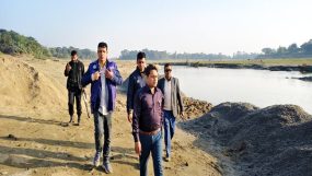 জাফলংয়ে অবৈধ বালু উত্তোলন রোধে উপজেলা প্রশাসনের অভিযান