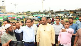 ঝড়ে ক্ষতিগ্রস্ত হকার্স শেড দ্রুত সংস্কারের আশ্বাস সিসিক প্রশাসকের