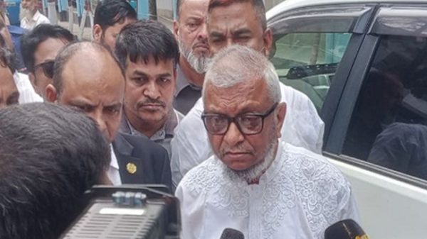 যুদ্ধের প্রভাব রেমিট্যান্সে পড়ার আশঙ্কা : প্রবাসীকল্যাণ মন্ত্রী আরিফ