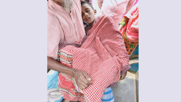 জাফলং বেড়াতে এসে পানিতে ডুবে জিহাদ নামে এক পর্যটকের মৃত্যু