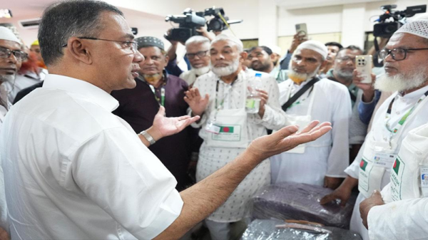 ২০২৬ সালের হজের প্রথম ফ্লাইট উদ্বোধন করলেন প্রধানমন্ত্রী তারেক রহমান