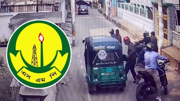 সিলেটে ছিনতাই কারী ধরতে তালিকা নিয়ে মাঠে পুলিশ